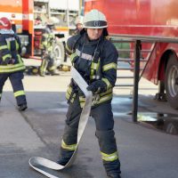 На съемках сериала “Вызов” спасателям пришлось тушить настоящий пожар киношной техникой