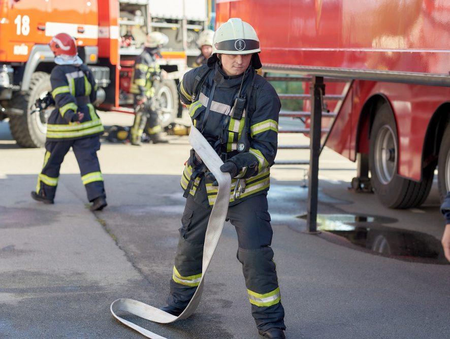 На съемках сериала "Вызов" спасателям пришлось тушить настоящий пожар киношной техникой