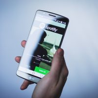 Spotify запатентував технологію визначення настрою користувача по голосу