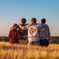 Дослідження: підлітки можуть переймати негативний настрій своїх друзів