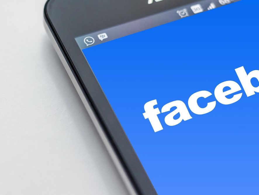 Facebook створить власний плеєр для подкастів