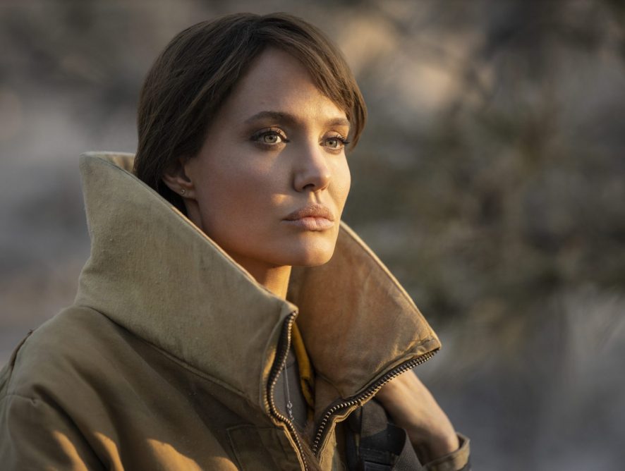 "Ті, хто бажають моєї смерті": топ-5 фактів про новий трилер з Анджеліною Джолі