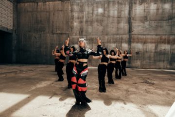 Uliana Royce представила танцювальне відео на пісню "Sayounara"