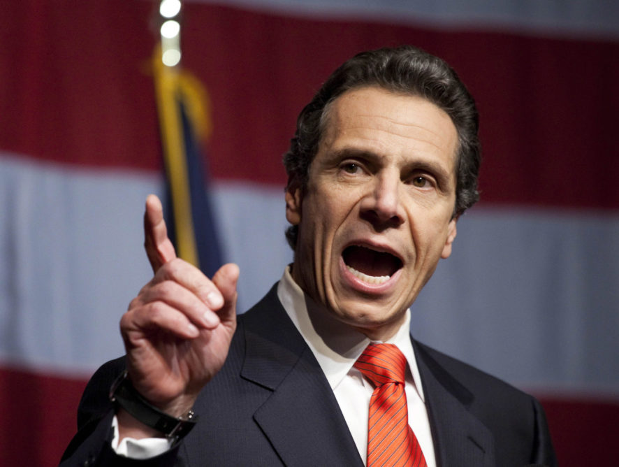 Губернатора штату Нью-Йорк звинуватили у сексуальних домаганнях