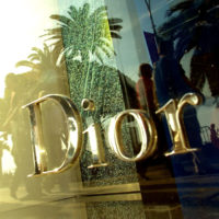 Гравці футбольного клубу “Парі Сен-Жермен” тепер будуть носити форму Dior
