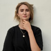 Українська блогерка Аніта Соловей закликає робити вакцину
