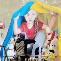 У Празі з’явився зворушливий мурал на тему війни в Україні