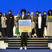 Бронежилети та жовто-блакитні нашивки: Litkovskaya показала силу української нації на шоу в Лондоні
