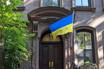 Будинок головної героїні серіалу "Секс і місто" прикрасили прапором України