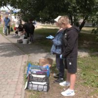 У Луцьку школярі продавали черешню, аби задонатити на “Байрактар”