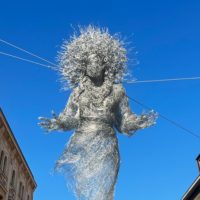 У центрі Праги встановили скульптуру на честь українських матерів