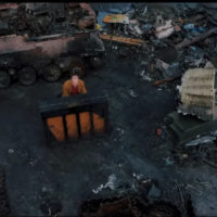 Five for Fighting випустив кліп, знятий біля зруйнованої “Мрії”