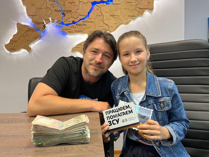 Десятирічна чемпіонка світу з шашок передала фонду Притули понад 20 тисяч гривень