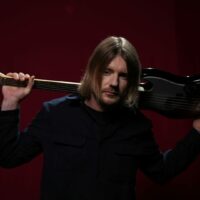 MAZEPA перетворив спостереження за людськими долями у новий трек «Con Anima»